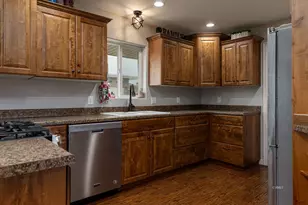 611 S 175 E, Kanab, UT 84741 - Photo 2