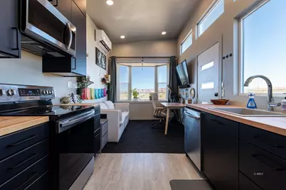 1555 S Lost Springs Dr, Kanab, UT 84741 - Photo 2