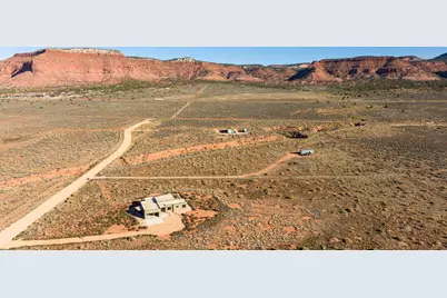 1555 S Lost Springs Dr, Kanab, UT 84741 - Photo 8