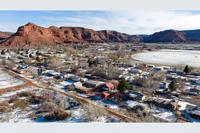 528 S 410 E, Kanab, UT 84741 - Photo 32