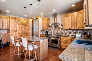 565 E El Valle Dr, Kanab, UT 84741 - Photo 22