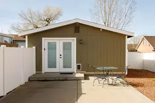 632 S Hillside Dr, Kanab, UT 84741 - Photo 2