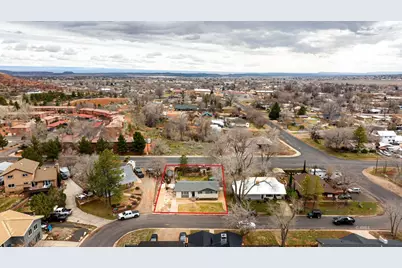 238 E 330 N, Kanab, UT 84741 - Photo 24