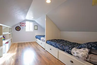 146 S 100 E, Glendale, UT 84729 - Photo 18