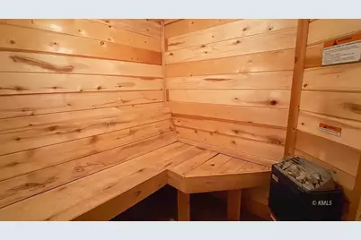 141 W 100 S, Kanab, UT 84741 - Photo 20