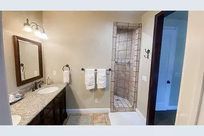 141 W 100 S, Kanab, UT 84741 - Photo 8