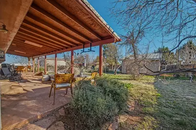 859 W Vance Dr, Kanab, UT 84741 - Photo 42