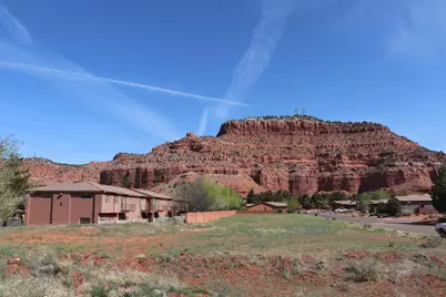 190 W Ladera Ln, Kanab, UT 84741 - Photo 2