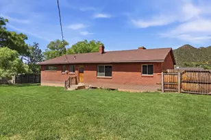 70 Main St, Glendale, UT 84729 - Photo 18