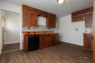 70 Main Street, Glendale, UT 84729 - Photo 10