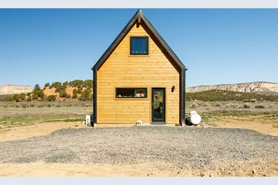 6205 N Johnson Canyon Rd, Kanab, UT 84741 - Photo 1