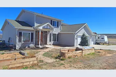 159 E Blue Meadow Ln, Panguitch, UT 84759 - Photo 2