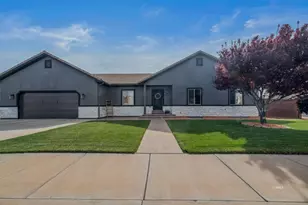 1019 S 10 W, Kanab, UT 84741 - Photo 2
