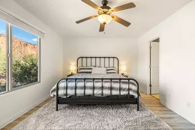 300 E 300 N #I-8, Kanab, UT 84741 - Photo 26