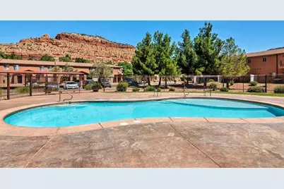 300 E 300 N #I-8, Kanab, UT 84741 - Photo 54