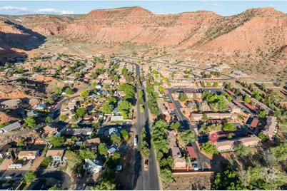 300 E 300 N #I-8, Kanab, UT 84741 - Photo 48