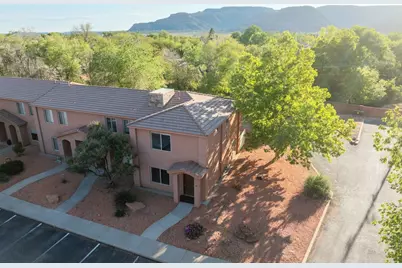 300 E 300 N #I-8, Kanab, UT 84741 - Photo 44