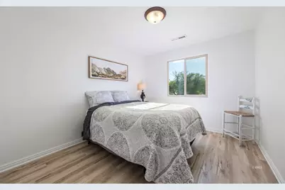 300 E 300 N #I-8, Kanab, UT 84741 - Photo 36