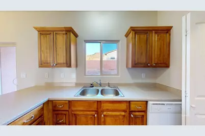 300 E 300 N #D6, Kanab, UT 84741 - Photo 12