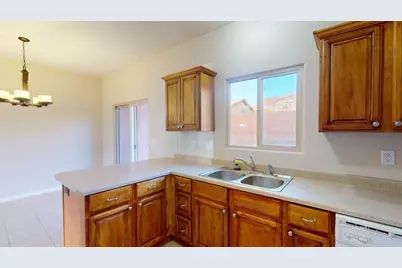 300 E 300 N #D6, Kanab, UT 84741 - Photo 10