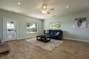 4860 E Boulder Bluff Blvd, Kanab, UT 84741 - Photo 10