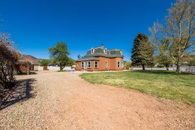 116 S 100 W, Kanab, UT 84741 - Photo 48