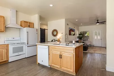 818 S Pear Tree Ln, Kanab, UT 84741 - Photo 8