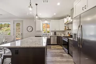 474 NE Los Barrancos Ln, Kanab, UT 84741 - Photo 14