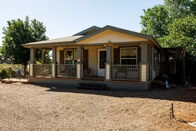323 W Johnson Dr, Kanab, UT 84741 - Photo 1