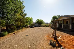323 W Johnson Dr, Kanab, UT 84741 - Photo 30
