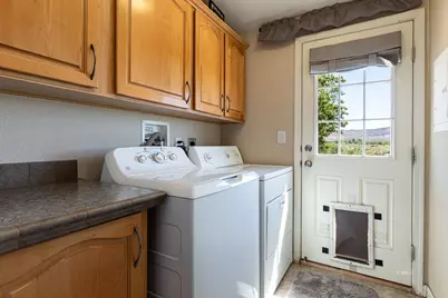 323 W Johnson Dr, Kanab, UT 84741 - Photo 22