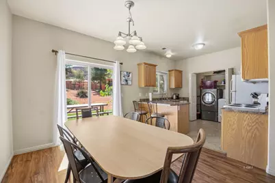 300 E 300 N #J2, Kanab, UT 84741 - Photo 8