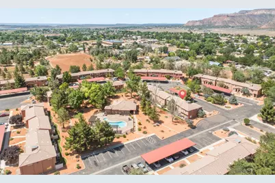 300 E 300 N #J2, Kanab, UT 84741 - Photo 28