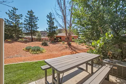 300 E 300 N #J2, Kanab, UT 84741 - Photo 24