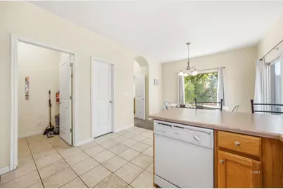 300 E 300 N #I1, Kanab, UT 84741 - Photo 12