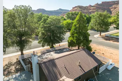 194 N Main St, Kanab, UT 84741 - Photo 12