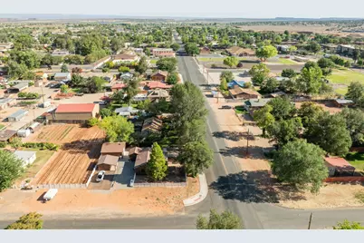 194 N Main St, Kanab, UT 84741 - Photo 16