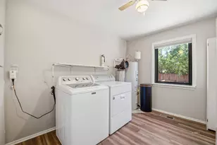 194 N Main St, Kanab, UT 84741 - Photo 32