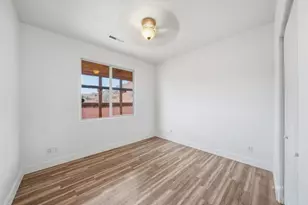 350 NW Los Barancos Ln, Kanab, UT 84741 - Photo 20