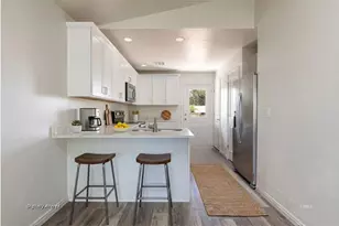 573 W Chamberlain Dr, Kanab, UT 84741 - Photo 4