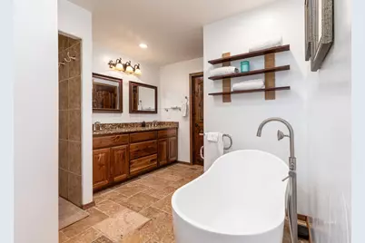4700 N Kosherm Way, Duck Creek Village, UT 84762 - Photo 12