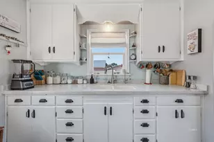 133 S 200 E, Kanab, UT 84741 - Photo 14