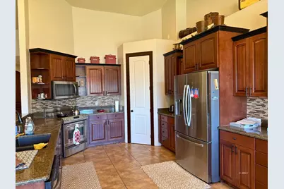 141 W 100 S, Kanab, UT 84741 - Photo 12