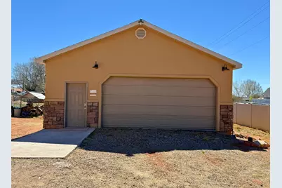141 W 100 S, Kanab, UT 84741 - Photo 36