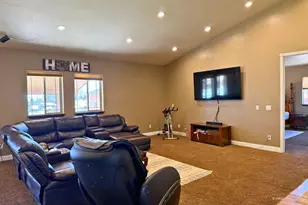 141 W 100 S, Kanab, UT 84741 - Photo 8