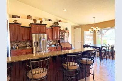 141 W 100 S, Kanab, UT 84741 - Photo 10