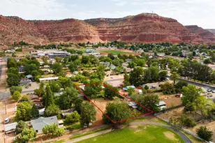 61 W 200 N, Kanab, UT 84741 - Photo 34