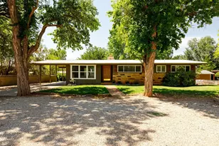 61 W 200 N, Kanab, UT 84741 - Photo 2