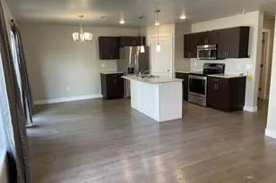 275 E 650 S, Kanab, UT 84741 - Photo 2
