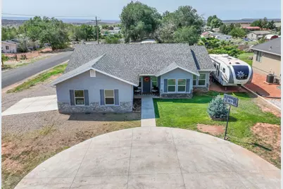 613 W Aspen, Kanab, UT 84741 - Photo 2
